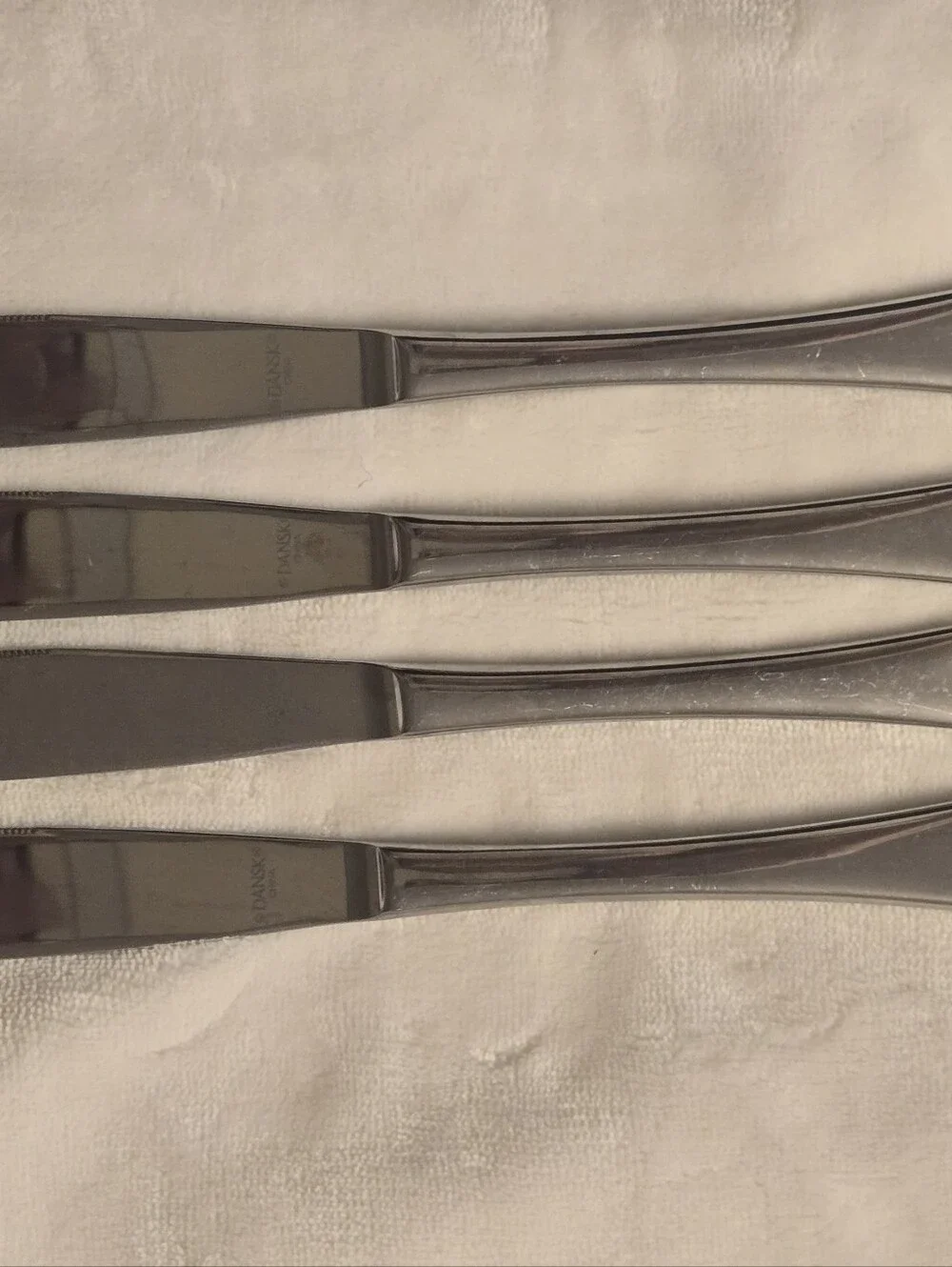 Dansk Silhouette Stainless Steel Flatware 19 Pieces Set - Polished Silver